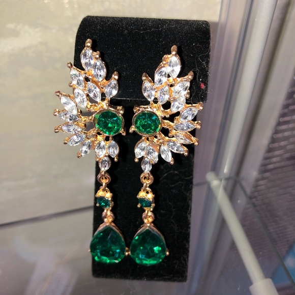 Earrings - Picture 3 of 3